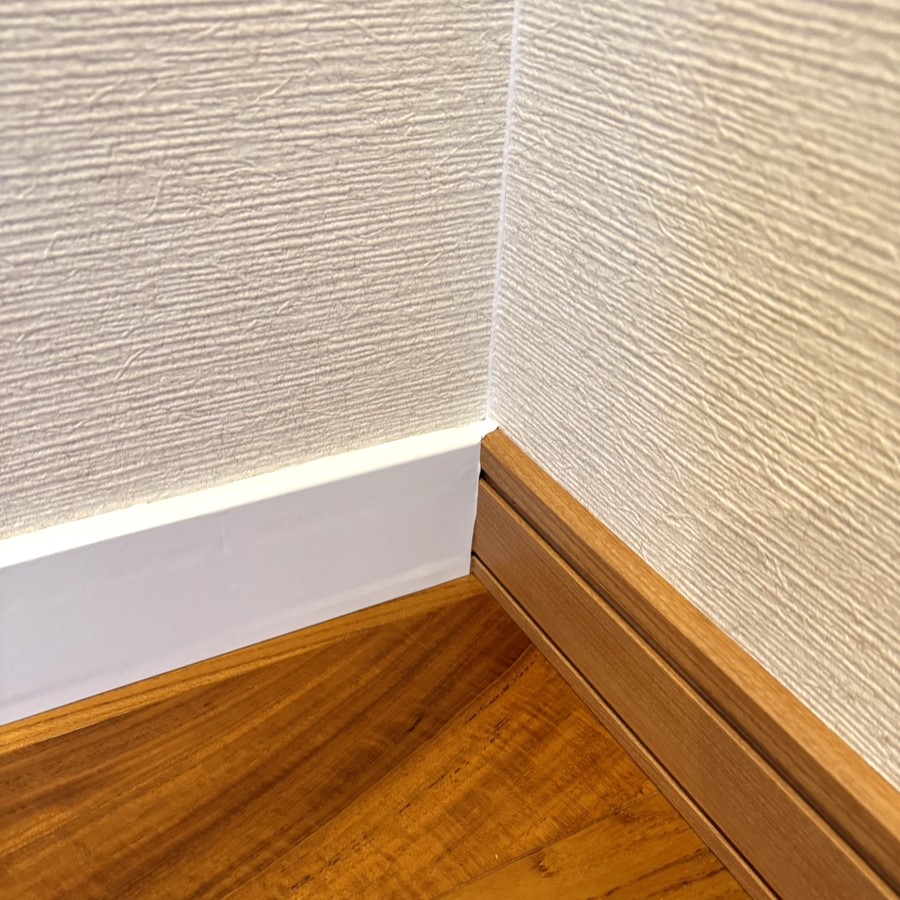 巾木テープ 貼り方 マスキングテープ
